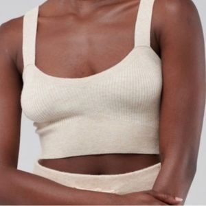 Beige crop top size SMALL
